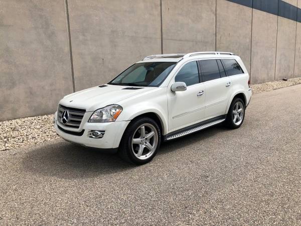 2008 Mercedes Benz GL550 -- ONLY One Owner **LOADED With EVERYTHING ** for sale in Madison, WI