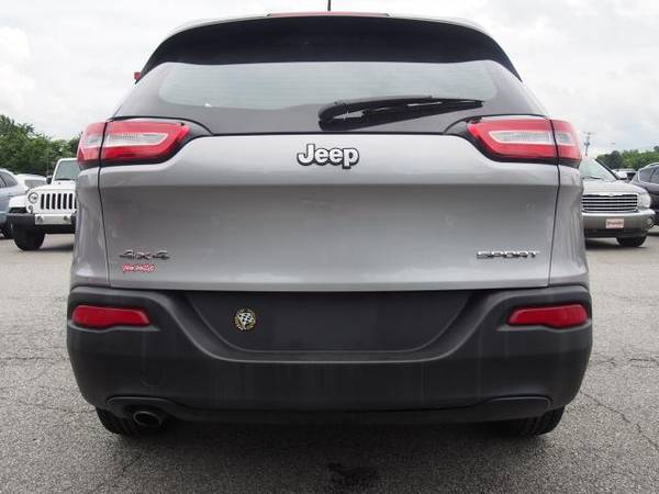2016 Jeep Cherokee Sport - SUV for sale in Greensboro, NC – photo 13