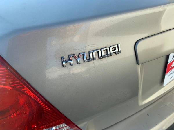 2005 Hyundai Elantra GLS 4dr Sedan Drive Home Guarantee - cars &... for sale in Ponca, IA – photo 20