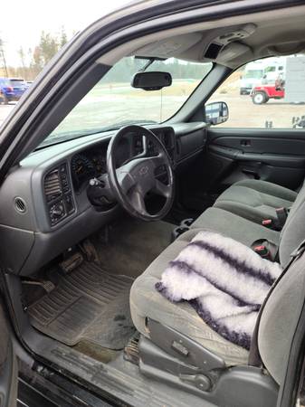 2004 chevrolet 2500 - cars & trucks - by dealer - vehicle automotive... for sale in Kalispell, MT – photo 2