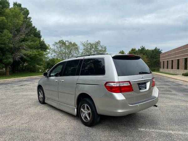 2007 Honda Odyssey Touring: HANDICAPPED RAMP LOADED DVD for sale in Madison, WI – photo 8