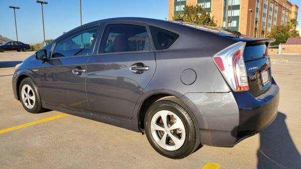 2013 Toyota Prius 5dr HB Three - cars & trucks - by dealer - vehicle... for sale in Austin, TX – photo 6