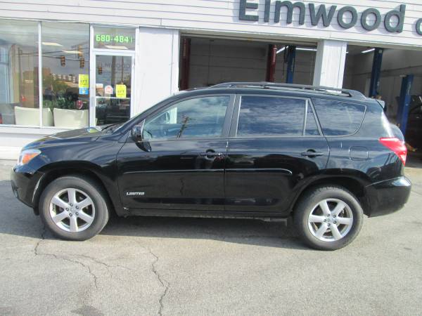 2008 Toyota RAV4 Limited I4 4WD GREAT ON GAS VERY CLEAN - cars &... for sale in East Providence, RI – photo 2