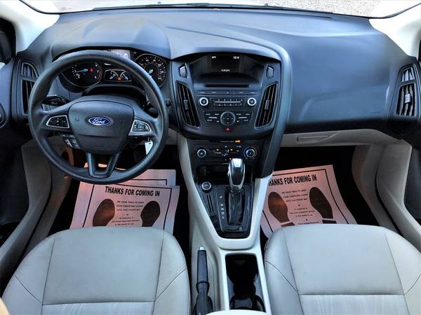 2016 Ford Focus SE Hatchback(low mileage&Clean Carfax) - cars &... for sale in Phoenix, AZ – photo 10