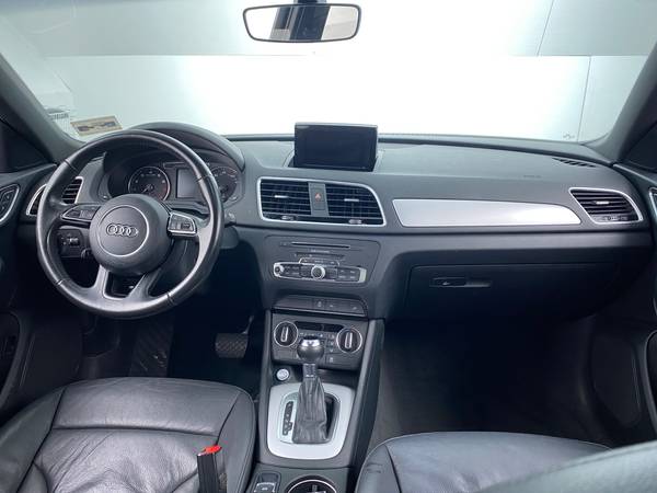 2017 Audi Q3 Premium Sport Utility 4D suv White - FINANCE ONLINE -... for sale in Fort Myers, FL – photo 21