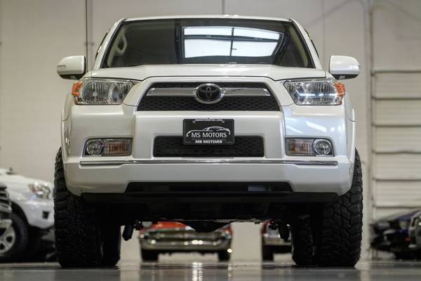 2010 TOYOTA 4RUNNER 4X4 SR5 LIFTED UPGRADED WHEELS M/T TIRES - cars... for sale in Portland, OR – photo 3