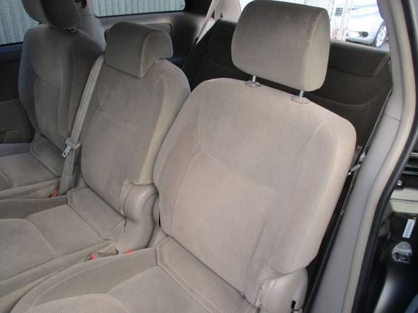 2004 Toyota Sienna 8-Passenger Minivan w/Clean Carfax - cars &... for sale in Santa Clara, CA – photo 14