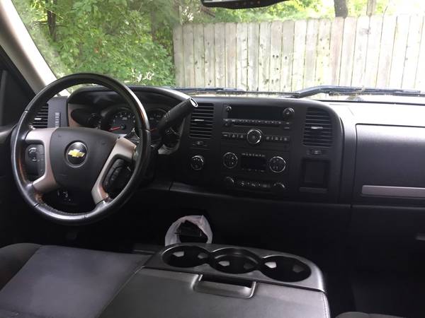 2011 CHEVROLET SILVERADO 3500 HD V8 for sale in Muskegon, MI – photo 5