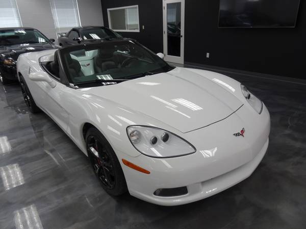 2012 Chevrolet Corvette 1LT - - by dealer - vehicle for sale in Waterloo, WI – photo 2