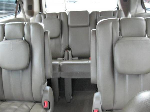 2013 Chrysler Town & Country Touring - Super Clean! for sale in Prospect Park, NJ – photo 17