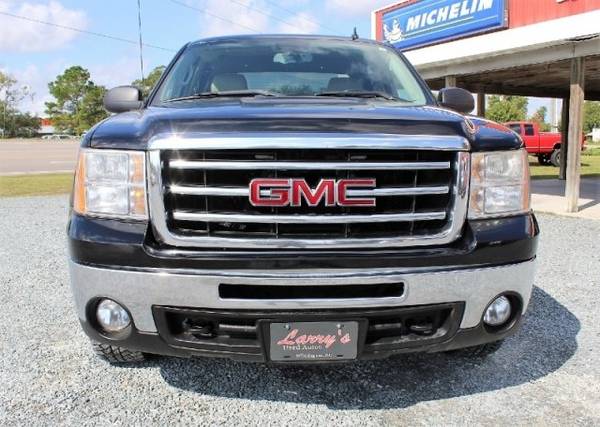 2013 GMC Sierra 1500 4WD Crew Cab 143.5" SLE with GVWR, 7000 lbs.... for sale in Wilmington, NC – photo 2