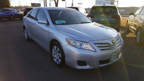 2011 Toyota Camry SUPER NICE! - - by dealer for sale in Sioux Falls, SD – photo 2