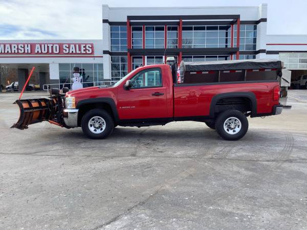 Tough! 2009 Chevy Silverado 3500! 4x4! Single Cab! Plow Truck! -... for sale in Ortonville, OH – photo 2