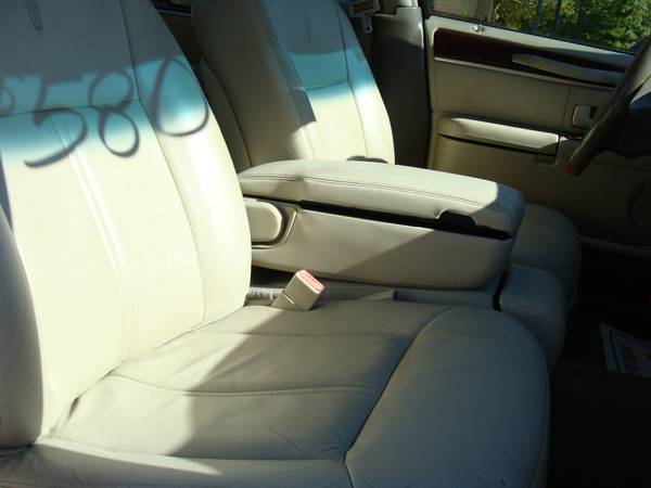 2004 LINCOLN TOWNCAR ULTIMATE 4 DOOR RUNS GREAT!! STOCK #839... for sale in Corinth, TN – photo 12
