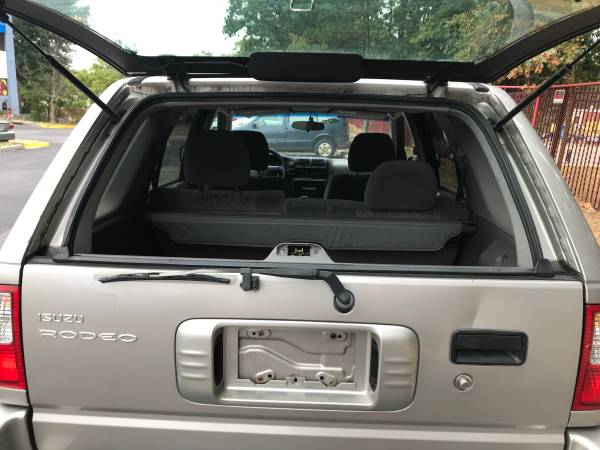 2004 Isuzu Rodeo 4x4 for sale in Takoma Park, District Of Columbia – photo 2