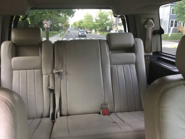 2003 Lincoln Navigator 4x4 clean Excel Conditions runs100 great for sale in Washington, District Of Columbia – photo 17
