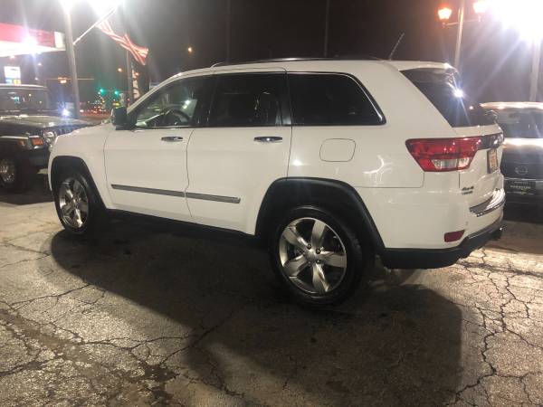 JEEP GRAND CHEROKEE !HEMI !!DRIVE TODAY!! NO CREDIT NEEDED!!! - cars... for sale in Elmhurst, IL – photo 2