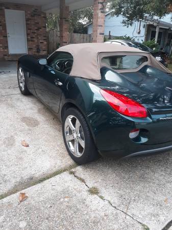 2008 Pontiac Solstice - cars & trucks - by owner - vehicle... for sale in Kenner, LA – photo 2