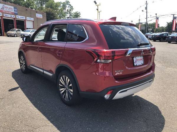 2019 Mitsubishi Outlander - - cars & trucks - by dealer - vehicle... for sale in south amboy, NJ – photo 4