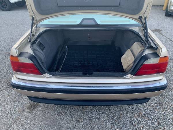 1997 BMW 740 iL. SUNROOF!!! POWER SEATS!!! HEATED LEATHER SEATS!!! for sale in Cleveland, OH – photo 23