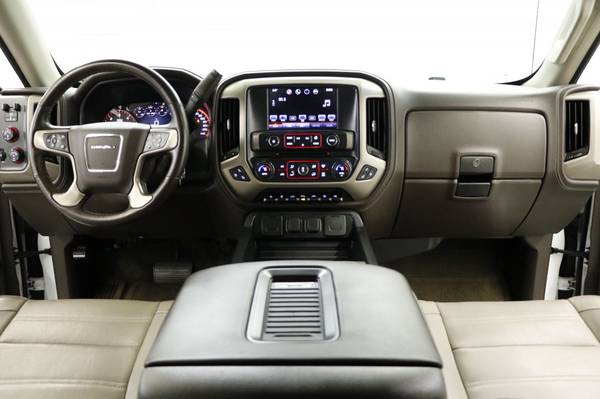 HEATED COOLED LEATHER! 2016 GMC SIERRA 1500 DENALI 4X4 4WD Crew for sale in Clinton, AR – photo 6