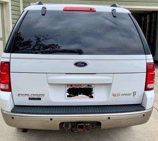 2004 Ford Explorer Eddie Bauer AWD for sale in Middleton, WI – photo 4