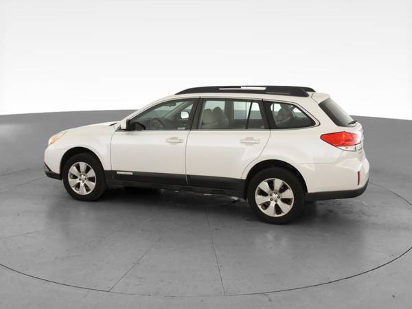 2012 Subaru Outback 2.5i Wagon 4D wagon White - FINANCE ONLINE -... for sale in Albany, GA – photo 6