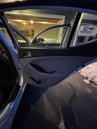 Kia Optima EX 4 door sedan for sale in Unionville, CT – photo 6
