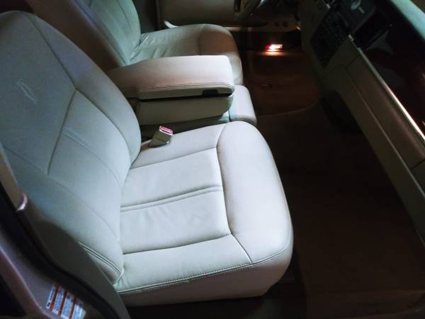2003 Lincoln Town Car Cartier - cars & trucks - by owner - vehicle... for sale in Ocala, FL – photo 9