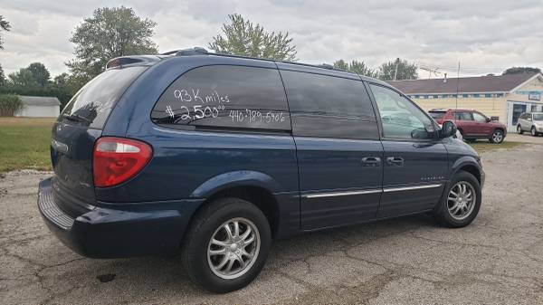 '01 Chrysler Town n Country Limited.. No Rust!.. Leather, 93k miles for sale in Lorain, OH – photo 3