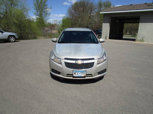 2011 chevrolet Cruze - - by dealer - vehicle for sale in Montrose, MN – photo 3