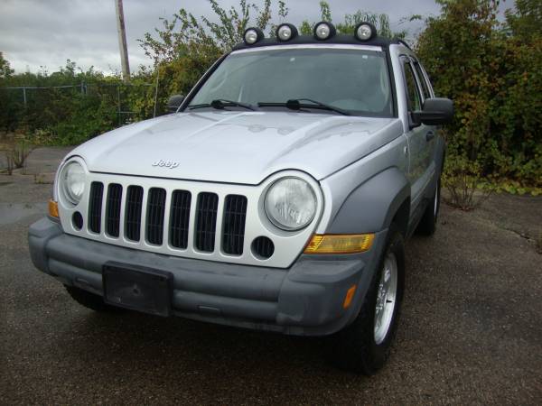 2005 Jeep Liberty 4X4 Diesel (1 Owner/Low Miles) for sale in Kenosha, MN – photo 17