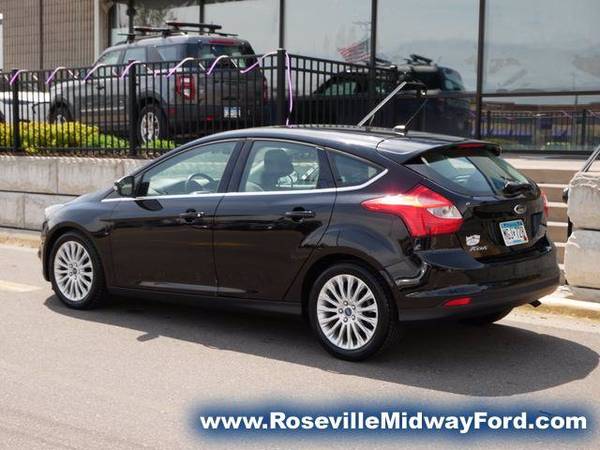 2012 Ford Focus Titanium - - by dealer - vehicle for sale in Roseville, MN – photo 8