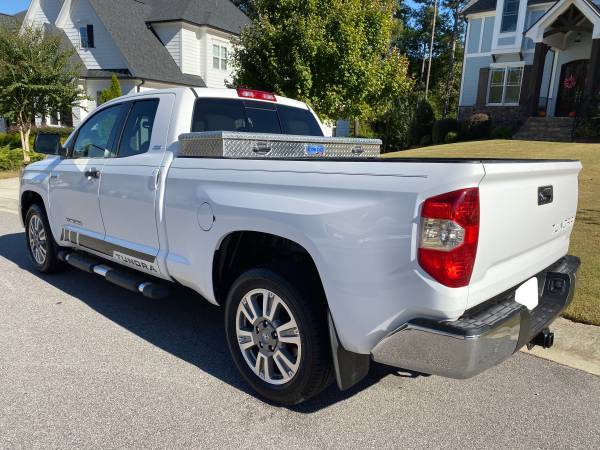 2014 Toyota Tundra SR5 4 Door 5.7L iForce V8 - Excellent Condition for sale in Raleigh, NC – photo 4