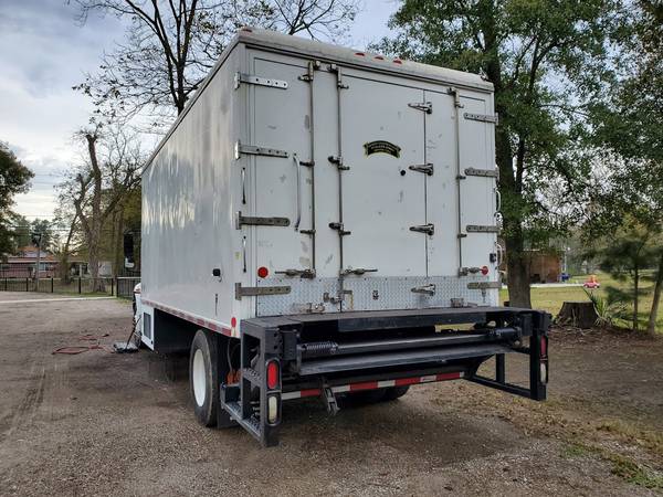 2008 INTERNATIONAL 4500 DT466 Auto 18' Reefer Box Lift Gate... for sale in Houston, TX – photo 18