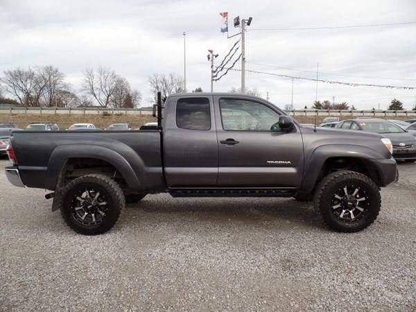 2015 Toyota Tacoma SR5 Access Cab 4WD V6 - - by dealer for sale in Carroll, OH – photo 5
