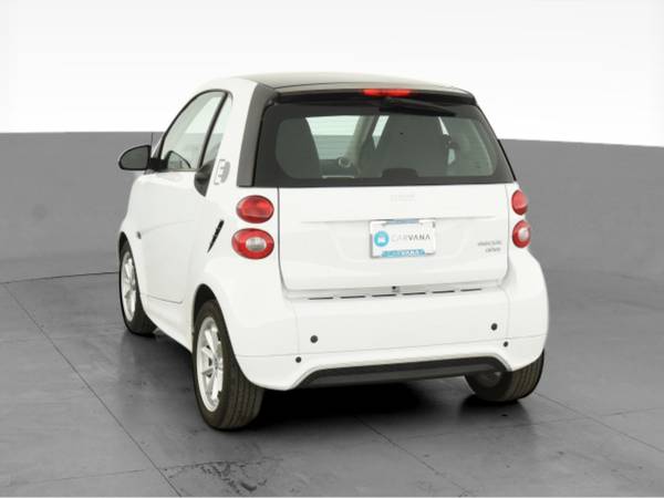 2016 smart fortwo electric drive Hatchback Coupe 2D coupe White - -... for sale in New Haven, CT – photo 8