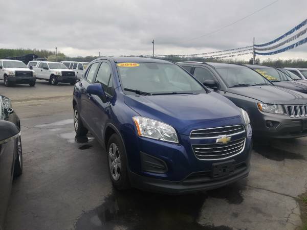 2016 CHEVY TRAX LS BLUE - - by dealer - vehicle for sale in Mount Morris, MI