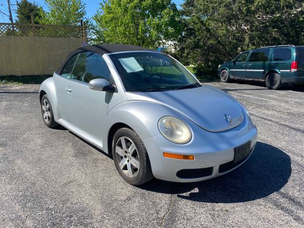 2006 vw beetle convertible for sale in Bloomington, IN – photo 2