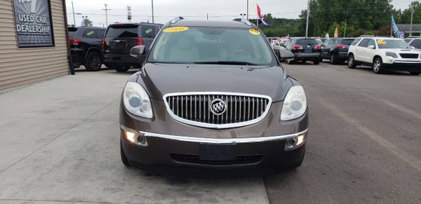 AWD ENCLAVE!! 2008 Buick Enclave AWD 4dr CXL for sale in Chesaning, MI – photo 2