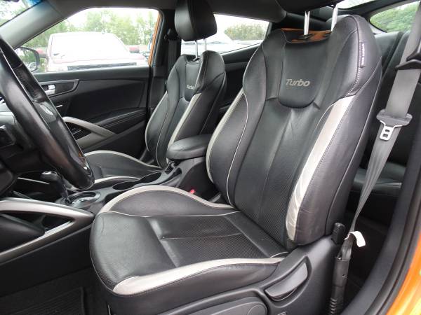 2013 Hyundai Veloster Turbo 3dr Coupe 6A for sale in Burnsville, MN – photo 10