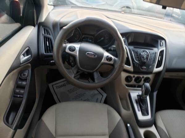 2014 FORD FOCUS SE - cars & trucks - by dealer - vehicle automotive... for sale in Albuquerque, NM – photo 14