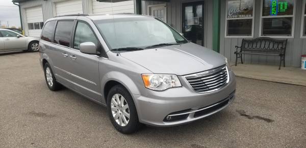 2013 CHRYSLER TOWN AND COUNTRY**STO-N-GO** - cars & trucks - by... for sale in LAKEVIEW, MI – photo 2