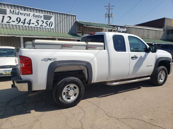 2010 CHEVROLET SILVERADO 2500 - - by dealer - vehicle for sale in Lawton, IA – photo 3