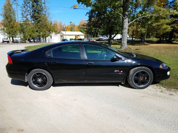 2001 Dodge Intrepid R/T - 3.5 H.O., sunroof and wing for sale in Chassell, MI – photo 4