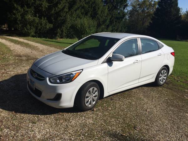 2017 Hyundai Accent SE for sale in Crystal Lake, IL