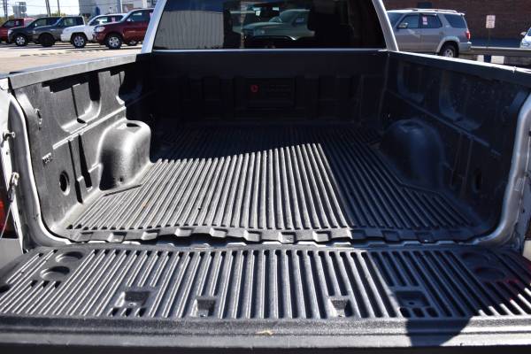2014 Chevy Silverado **Clean Truck** - cars & trucks - by dealer -... for sale in Harrisonburg, VA – photo 11