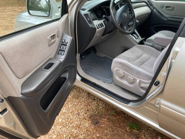 2002 Toyota Highlander Base - 4 CYL Ice cold A C for sale in Hammond, LA – photo 11