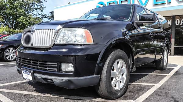 2005 *Lincoln* *Navigator* *4dr 4WD Ultimate* for sale in Oak Forest, IL – photo 2