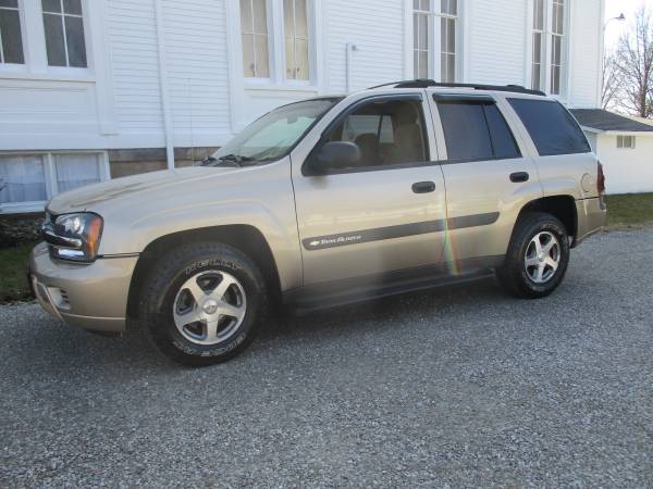 2004 Chevrolet Trailblazer LS 4x4 - - by dealer for sale in Atwater, OH – photo 8